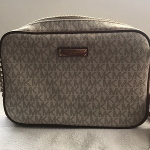 Michael Kors Fulton Crossbody Bag